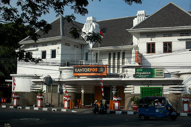 kantor pos in Cikini, Menteng
