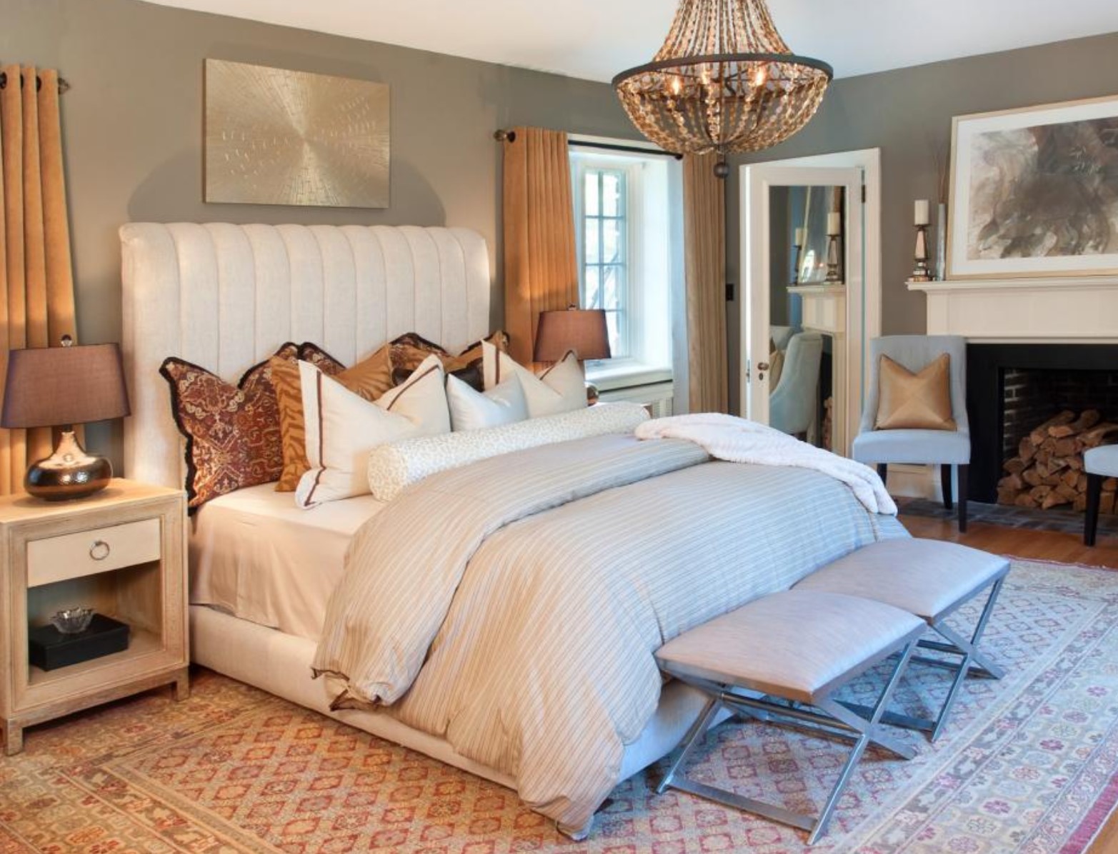 Large bedroom. Интерьер хозяйской спальни. Швеция снять квартиру стокгольм. Мастер бедрум. Отель спальня.