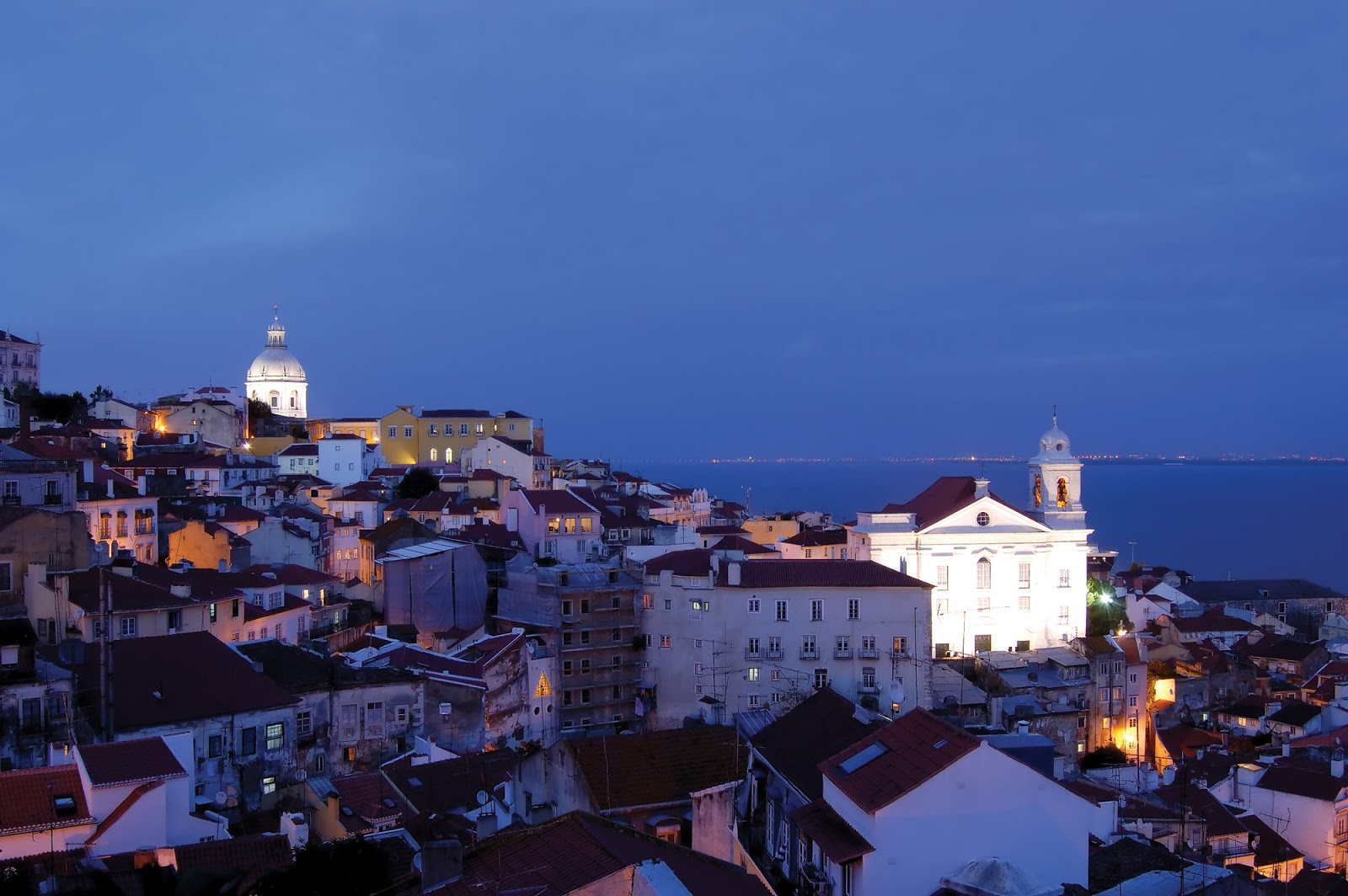 Cool Lisbon  Walk through Alfama