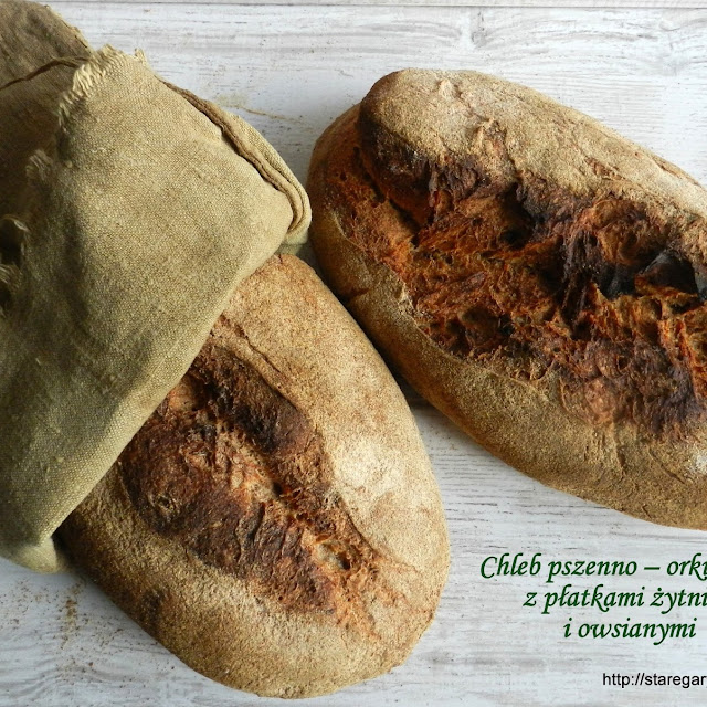 Chleb pszenno – orkiszowy z płatkami żytnimi i owsianymi - grudniowa piekarnia