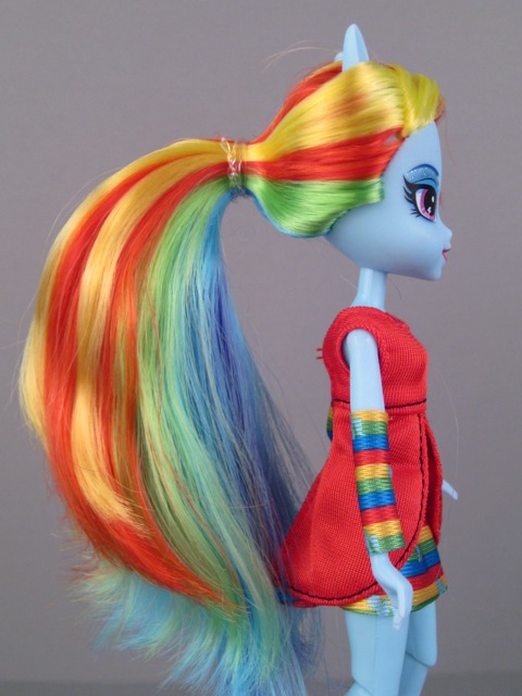 Equestria Girl Rainbow Dash