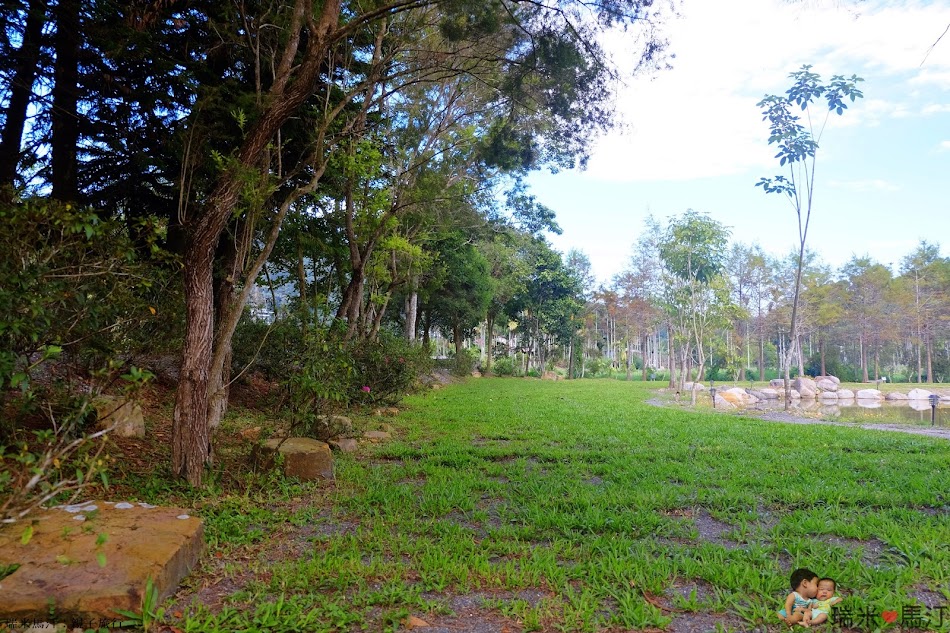 日月松林露營區