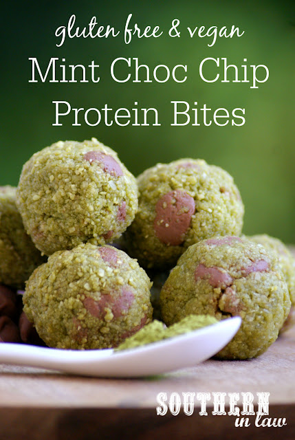 Healthy Mint Chocolate Chip Protein Bites Recipe - matcha recipes, healthy, raw, vegan, gluten free, high protein, protein balls, clean eating, sugar free