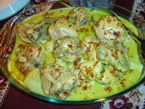 Opor Ayam Betawi Idresep