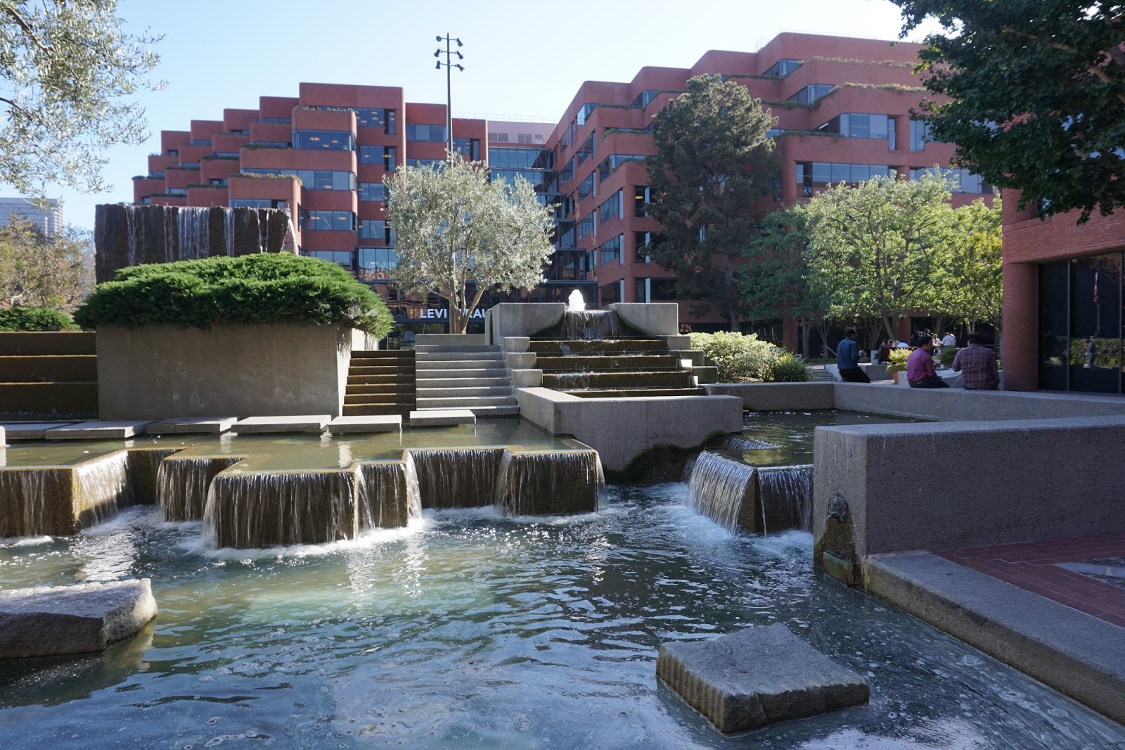California Historical Society: The Sierra in the City: Lawrence Halprin and  Levi's Plaza