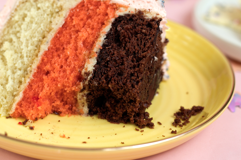 festive hazelnut praline cake