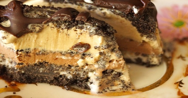 Individual Coffee-Chocolate Mud Pie Recipe With Espresso-Chocolate Sauce Recipe Individual Coffee-Chocolate Mud Pie Recipe With Espresso-Chocolate Sauce Recipe
