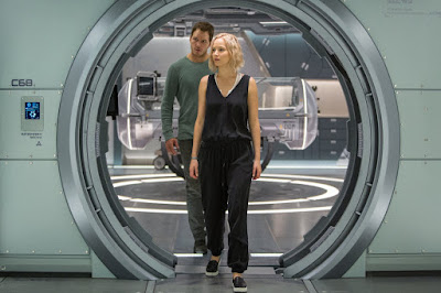 Passengers Chris Pratt and Jennifer Lawrence Image 16 (16)