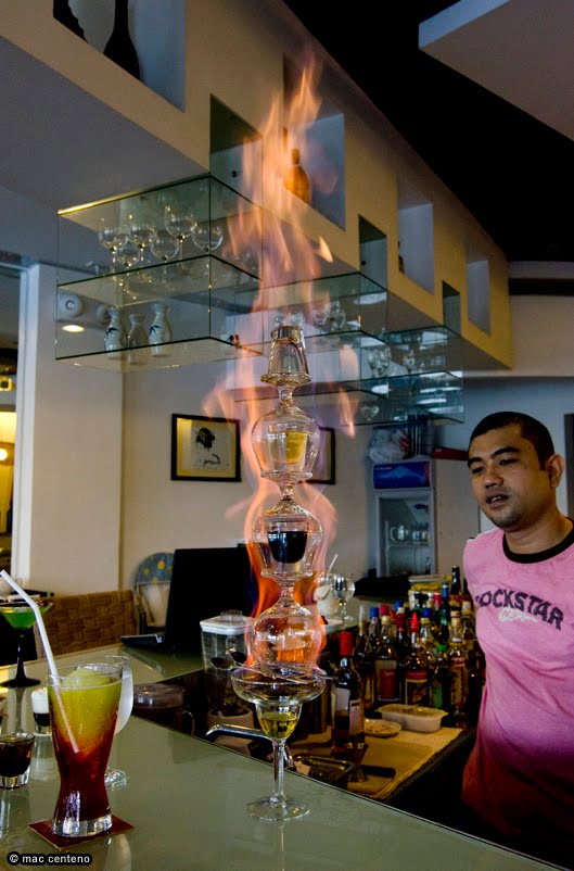 пылающий ламборджини. коктейль огненный ламборджини. горящий ламборджини коктейль. башня ламборгини коктейль. горящий ламборджини коктейль.