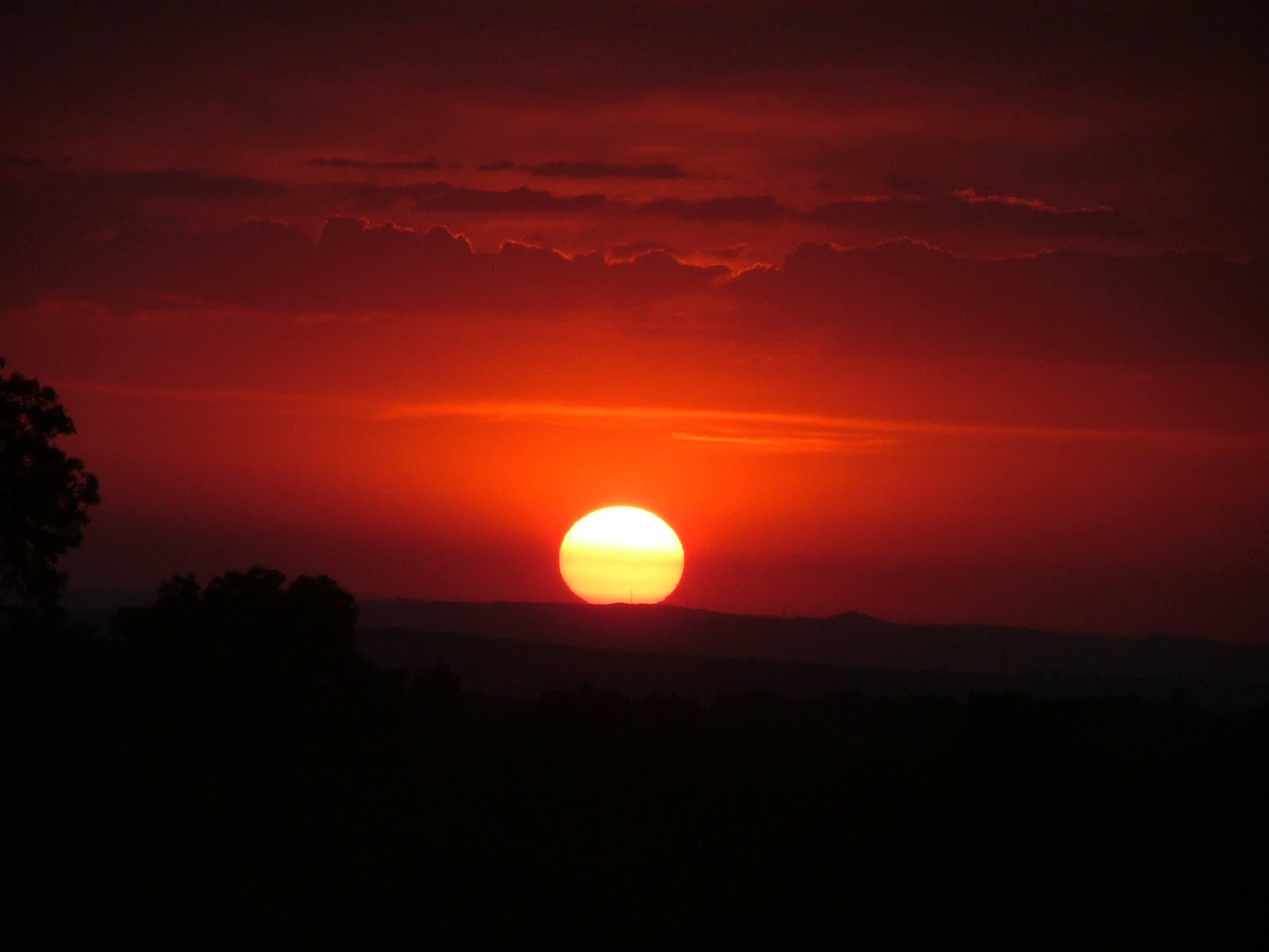 cadalso vive Se fue el Sol, llego el ocaso... cadalso vive Se fue el Sol, llego el ocaso...