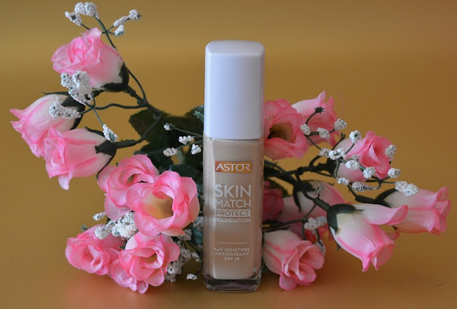 ?Skin Match Protect Foundation? de ASTOR