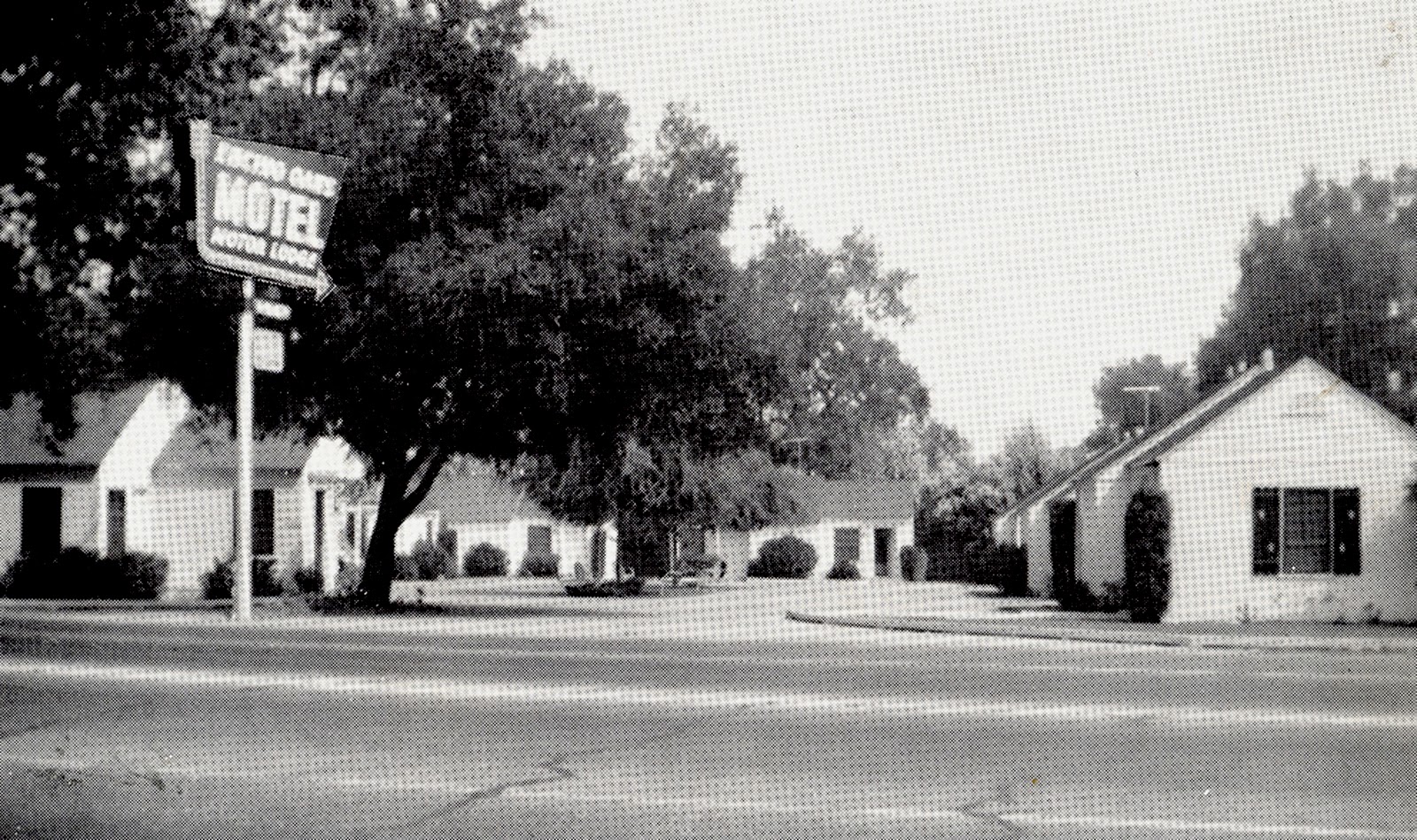 The Museum of the San Fernando Valley ENCINO OAKS MOTOR LODGE