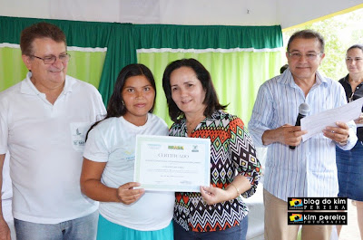 Prefeita Belezinha entrega certificados de conclusão do PRONATEC a 119 jovens da zona rural de Chapadinha