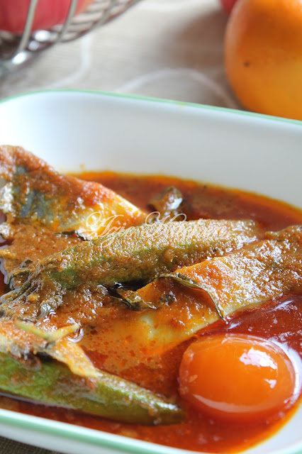 Azie Kitchen: Masak Asam Pedas Ikan Bawal Putih