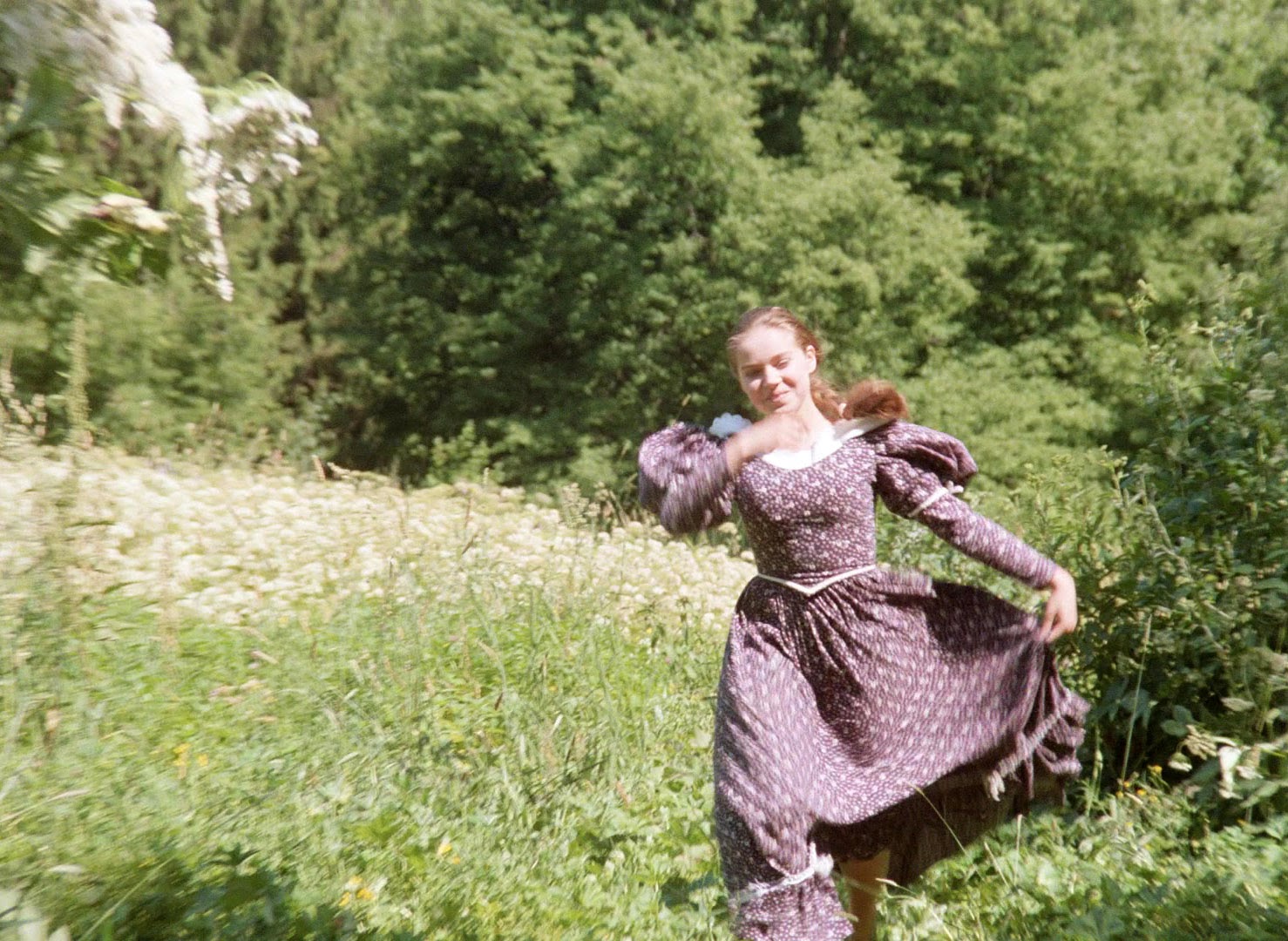 капот барыни 5 букв. характеристика барыни из муму. капот барыни 5 букв. капот барыни 5 букв. крепостная служанка.