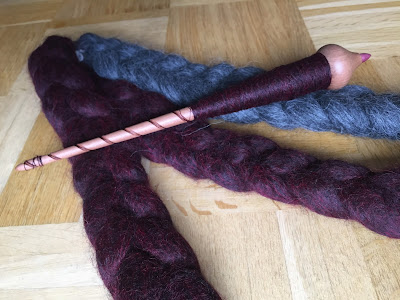 Alpaka dunkelgrau gefärbt