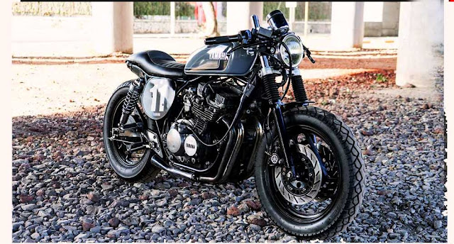 Yamaha Radian YX600 Cafe Racer 