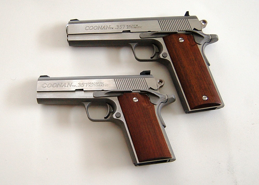 pistola semi-automática, calibre .357, .44 e .50. Preto - Armas de Colección