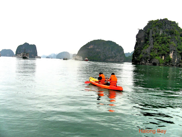 tourists kayaking on Halong Bay