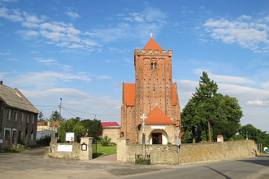 Kościół pw. Nawiedzenia NMP i św. Jerzego w Kałkowie.
