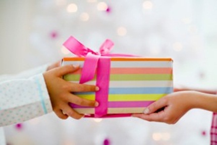 Kado anniversary istri, kado buat suami diulang tahun pernikahan, kado ultah utk pacar apa, kado untuk kekasih yang sedang ultah, kado ultah yg cocok untuk wanita dewasa, kado unik buatan sendiri, kado al quran untuk pacar, kado spesial buat pacar tersayg, kado ultah utk kekasih murah, kado pernikahan yang cocok utk sahabatborder=