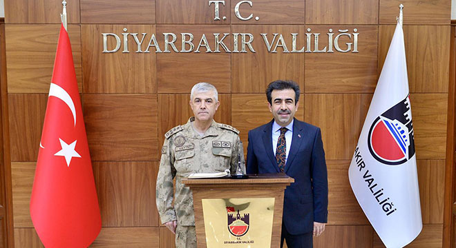 Jandarma Genel Komutanı Arif Çetin, Diyarbakır'da Jandarma Genel Komutanı Arif Çetin, Diyarbakır'da