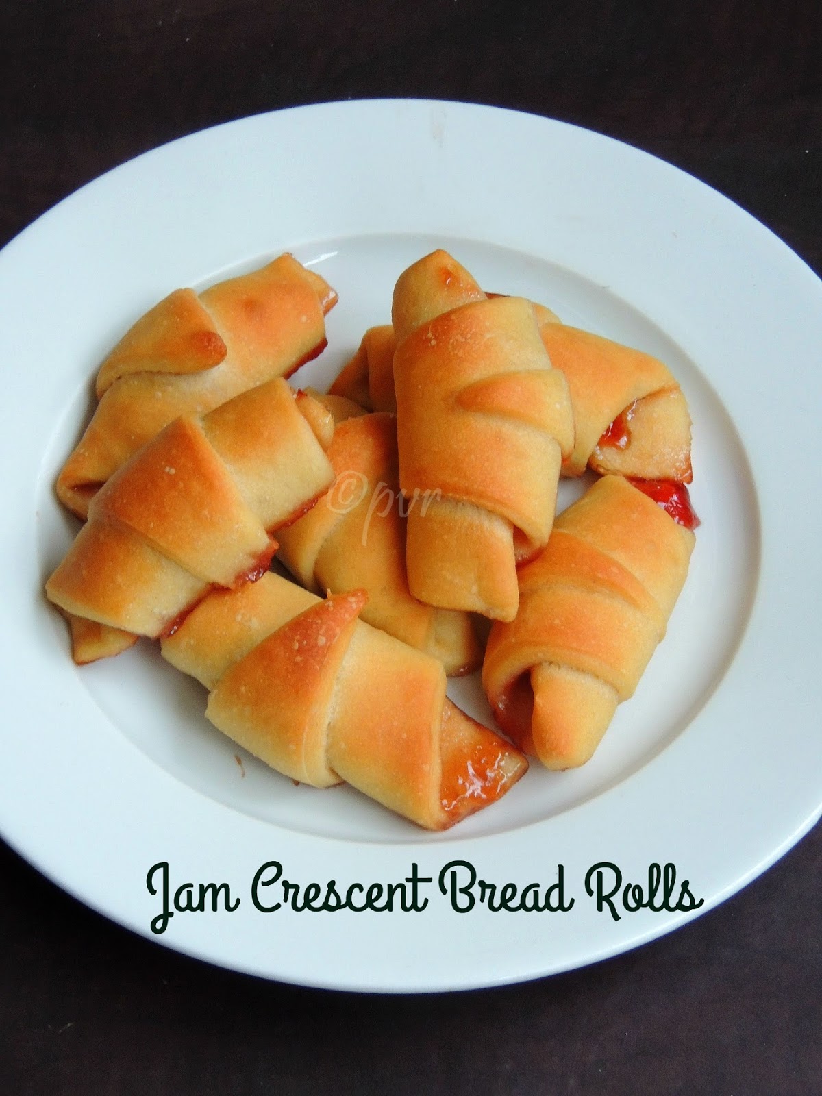 Priya's Versatile Recipes Mini Jam Crescent Rolls