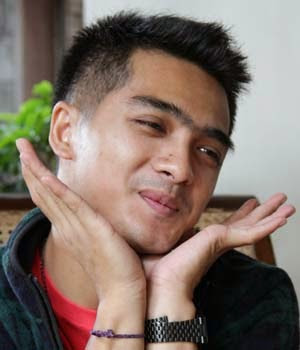 Biodata Ricky Harun Profil Ricky Harun