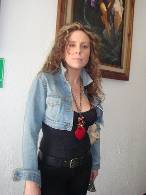 azela medalla entregara honorifica actitud