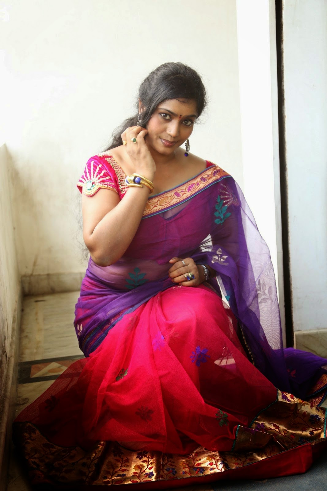 Jayavani Hot Photo Shoot Tamil Movie Posters Images Actress Actors Wallpapers