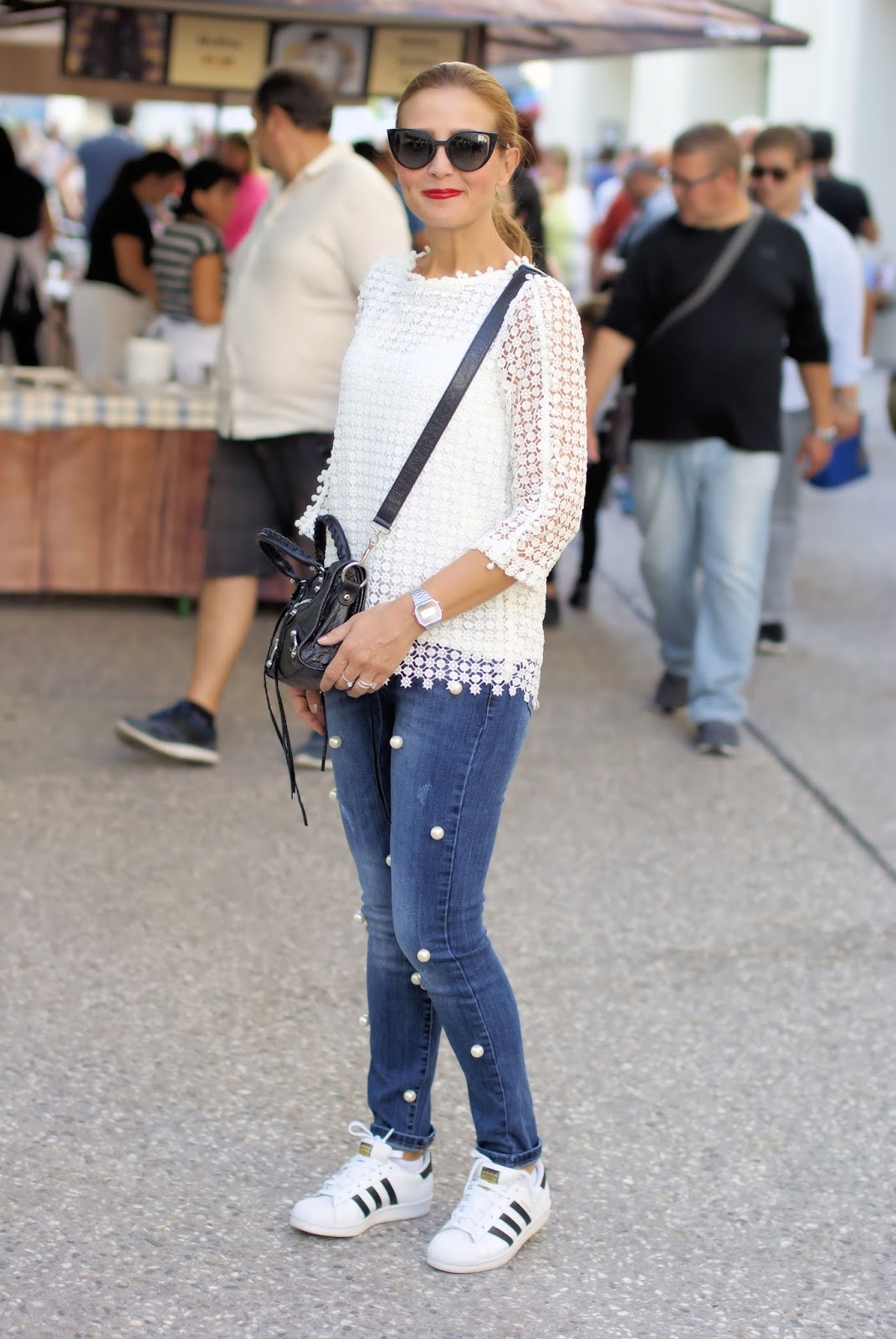 Casual street style fashion blogger on holidays Fashion and Cookies