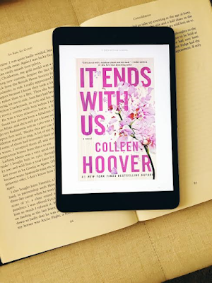 Book Review: It Ends With Us, Colleen Hoover - The Book Gawker