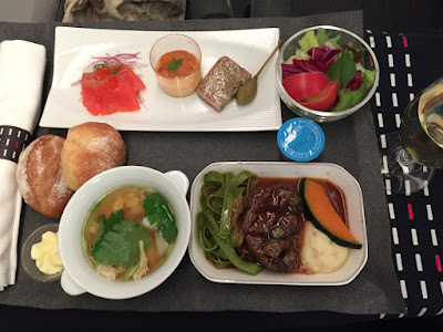 機内食：JAL国際線 JAL735 NRT-HKG ビジネスクラス (2016年4月上旬)