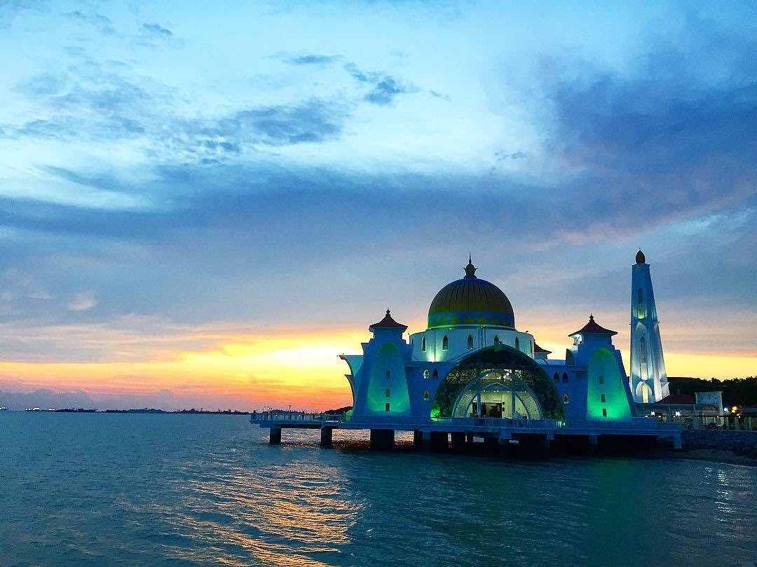 Masjid Selat Malaka Malaysia