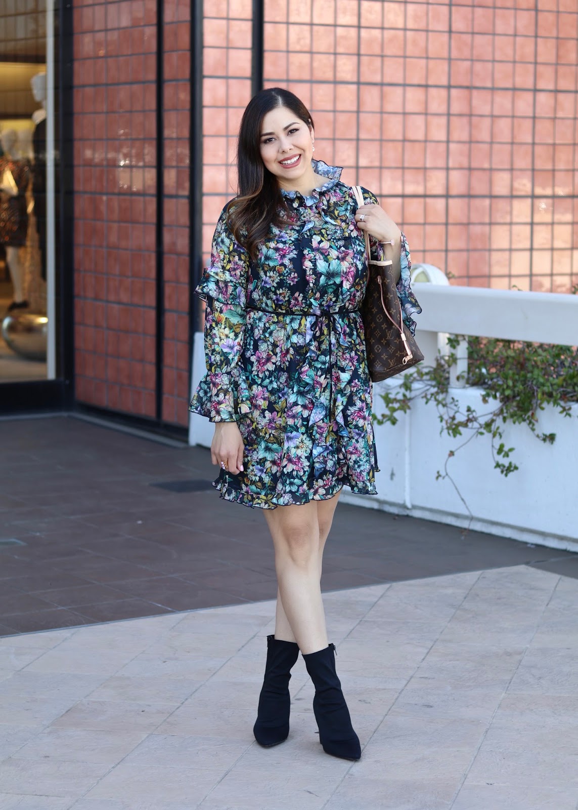 Floral Dress with statement sleeves Outfit H&M ruffled dress, affordable fashion blogger, how to wear pointed heels
