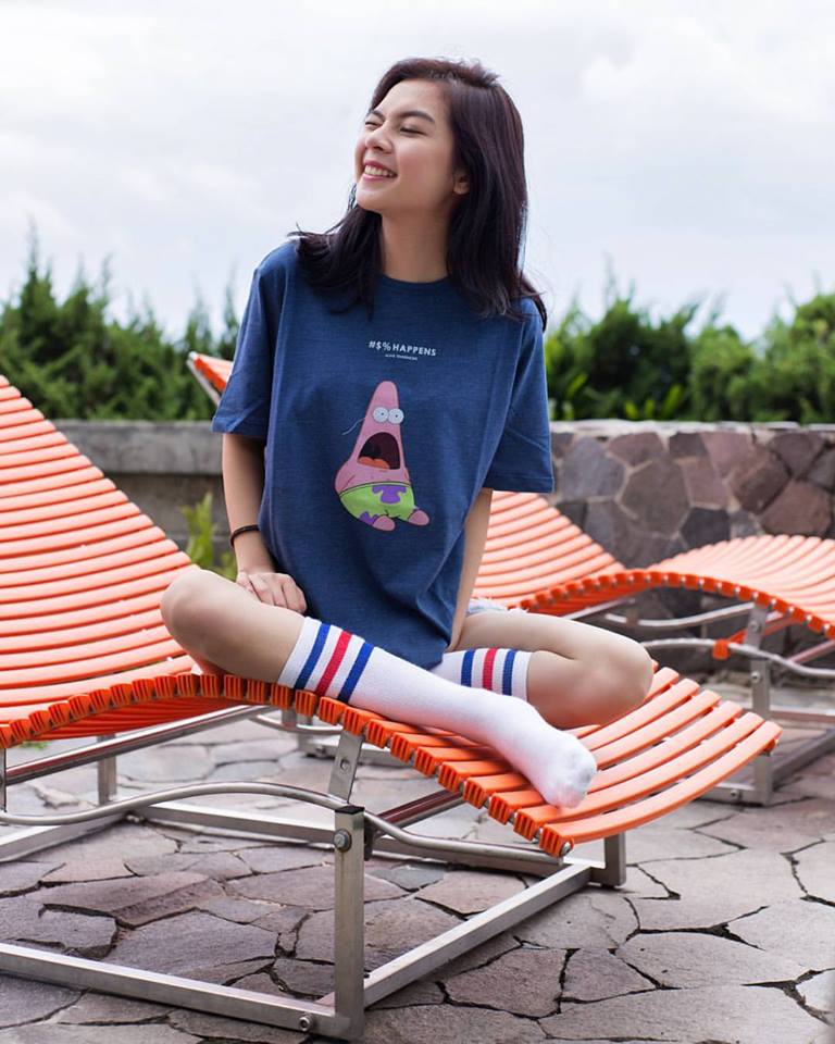 Wanita Cantik Foto Model Kaos Distro - Kumpulan Foto Model Distro