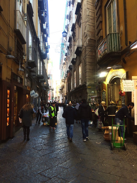 walk-naples