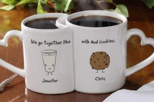 Mindnideas Best Gifts Ideas To Give Your Wife On Her Birthday Nothing Pleases Us More Than A Gift Which Has Warm Personal Touch You Can Her Personalized Painting Jewelry With Name Or Something That She