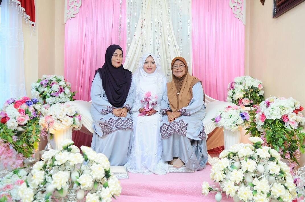 foto pengantin jawa barat tema bunga