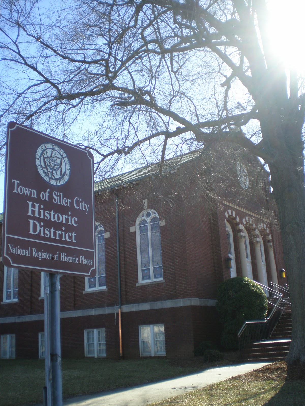 A mattresser in NC Siler City Downtown