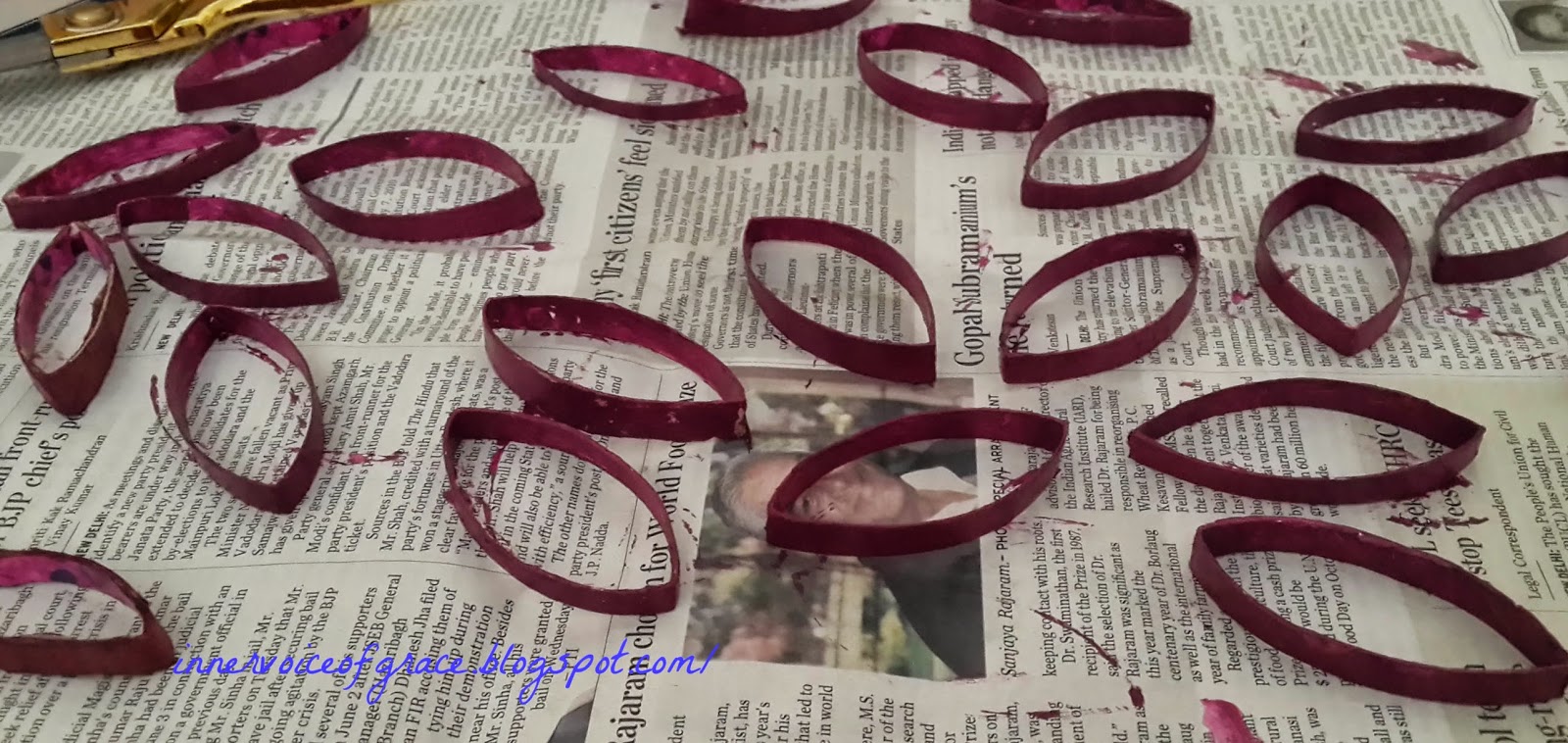 Poetic Mommy Tissue roll flowers wall decor