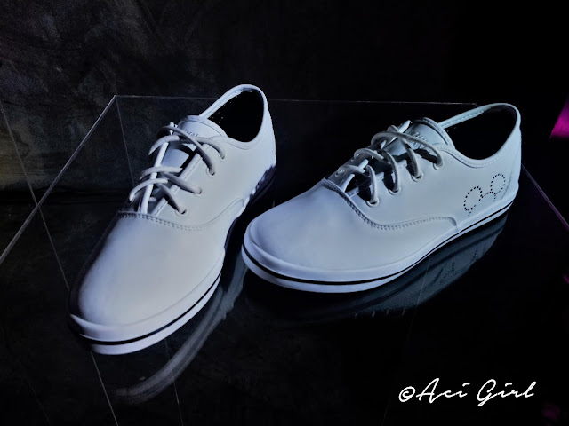 world balance mickey mouse shoes price