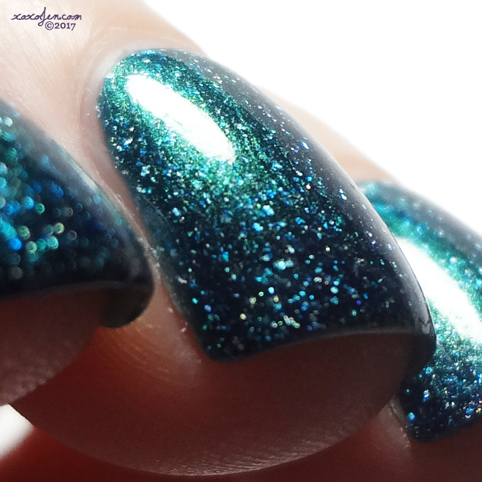 xoxoJen's swatch of KBShimmer The Age Of Aquarium