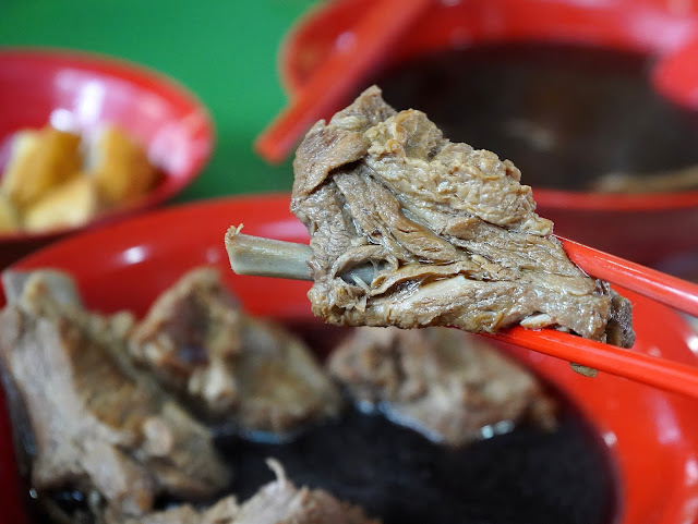 Nankin Street Bak Kut Teh. A Last Bastion of Hokkien Bak Kut Teh in Singapore 南京街肉骨茶 Nankin_Street_Hokkien_Bak_Kut_Teh.