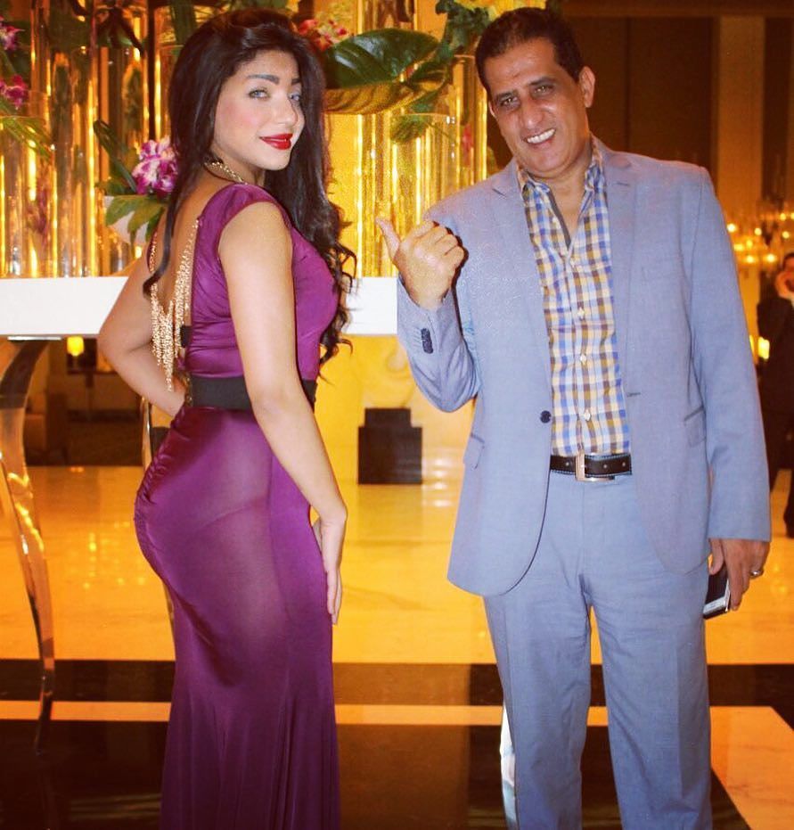 فضيحة الراقصة صوفيا شاهين بفستان عارى بدون ملابس داخليه