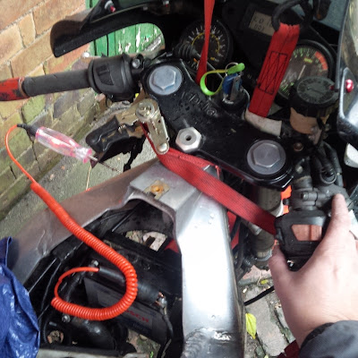 Aprilia RS 125 motorcycle motorbike starter motor circuit testing ( will not turn over , no crank issue )