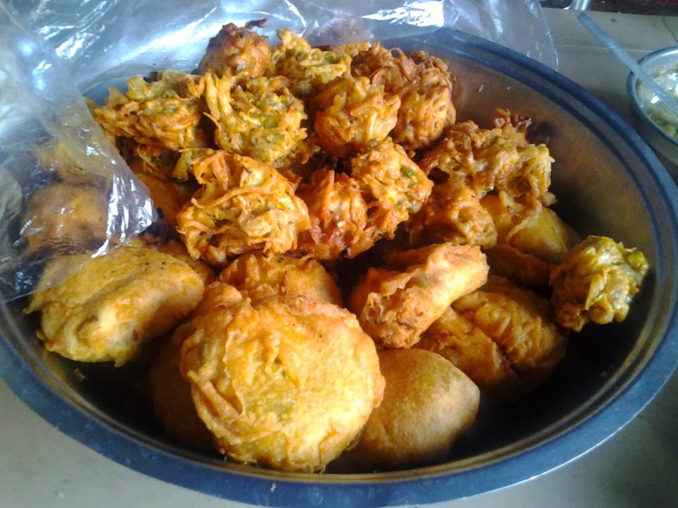 Food India Pakodas at Khopoli, Thane District, Maharashtra