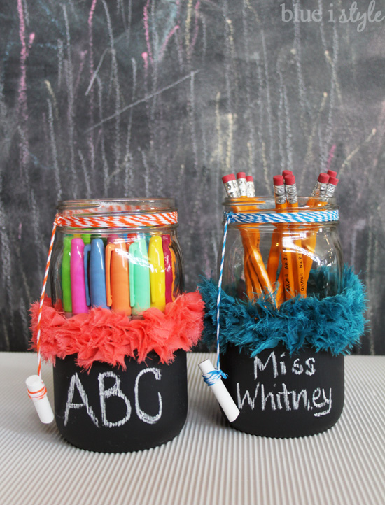 {gifts with style} Teacher Appreciation Chalkboard Mason Jar Vases