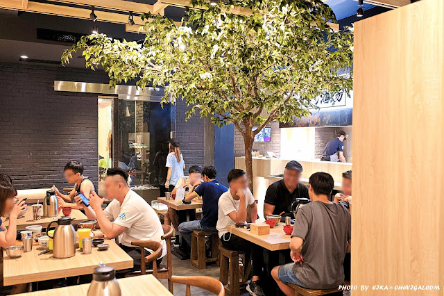 深夜裡的隱藏版極限燒肉丼,彰化的超人氣燒肉丼在逢甲也能吃得到!