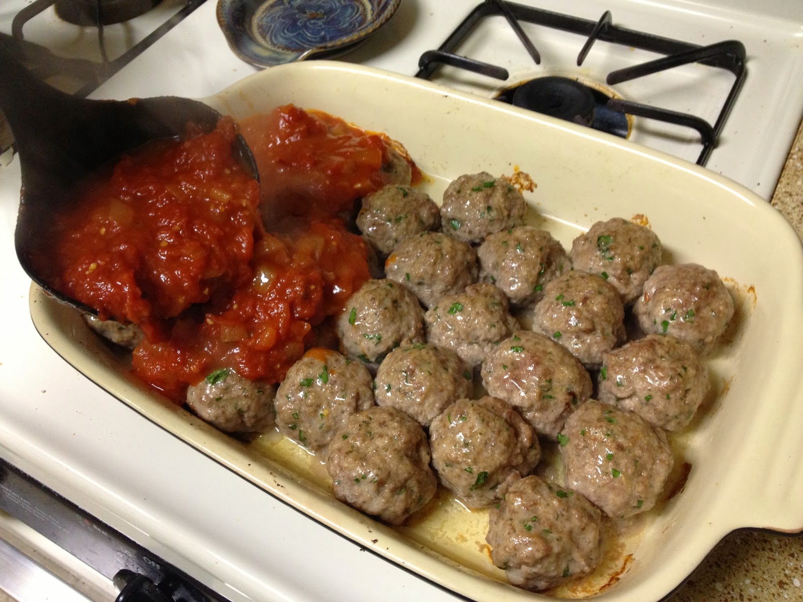 Out of the Oven OvenRoasted Meatballs with Tomato Sauce